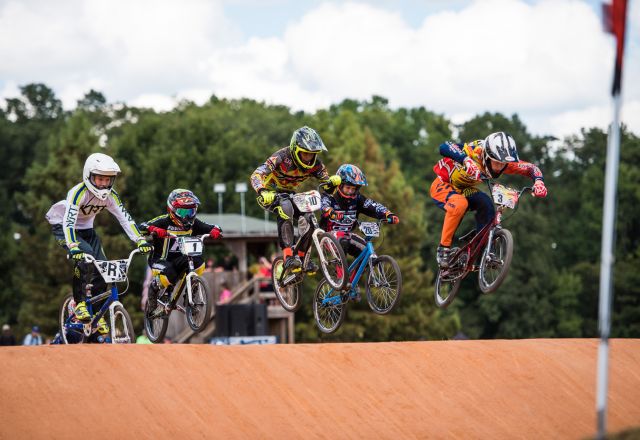 Sports recreation 09-85.jpg