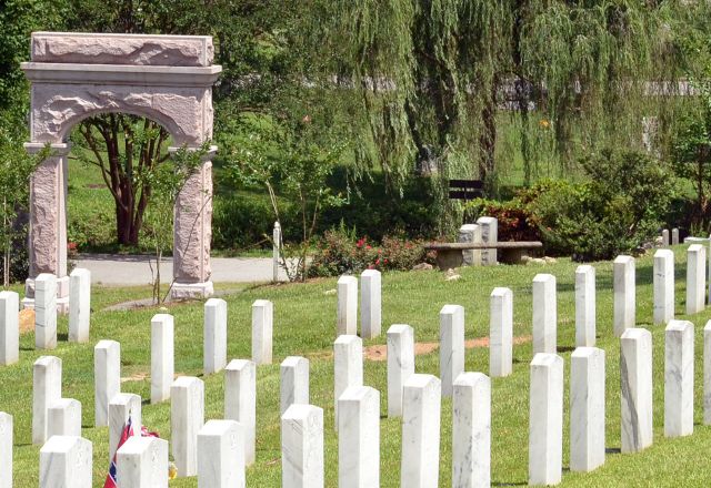 Historical marker 01-102.JPG