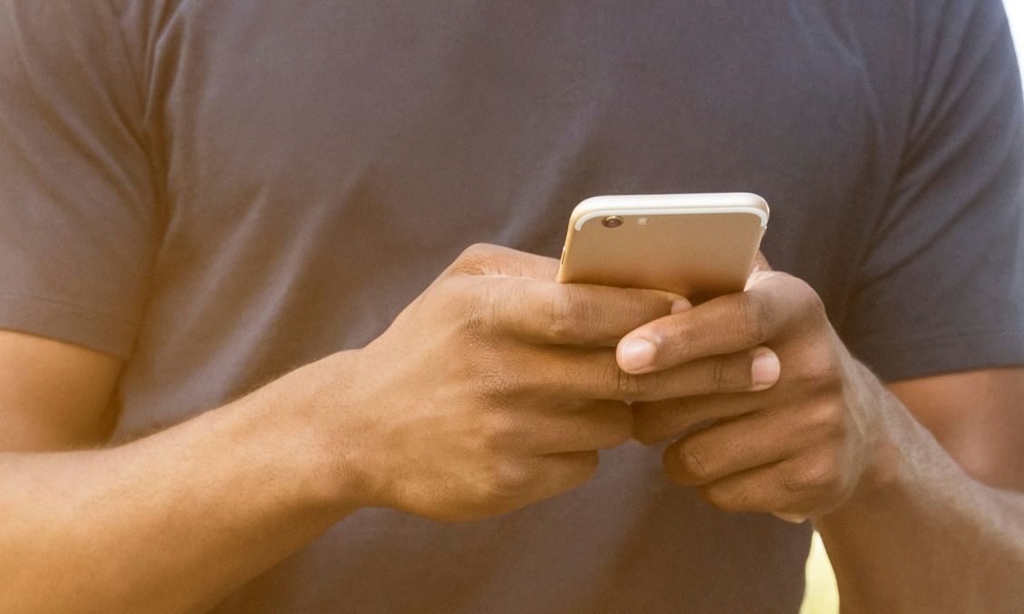 Man texting